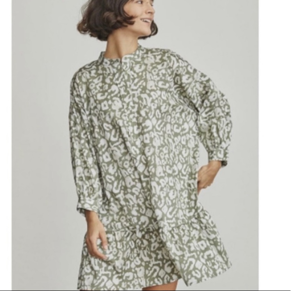 Elizabeth and James Henley Dress L